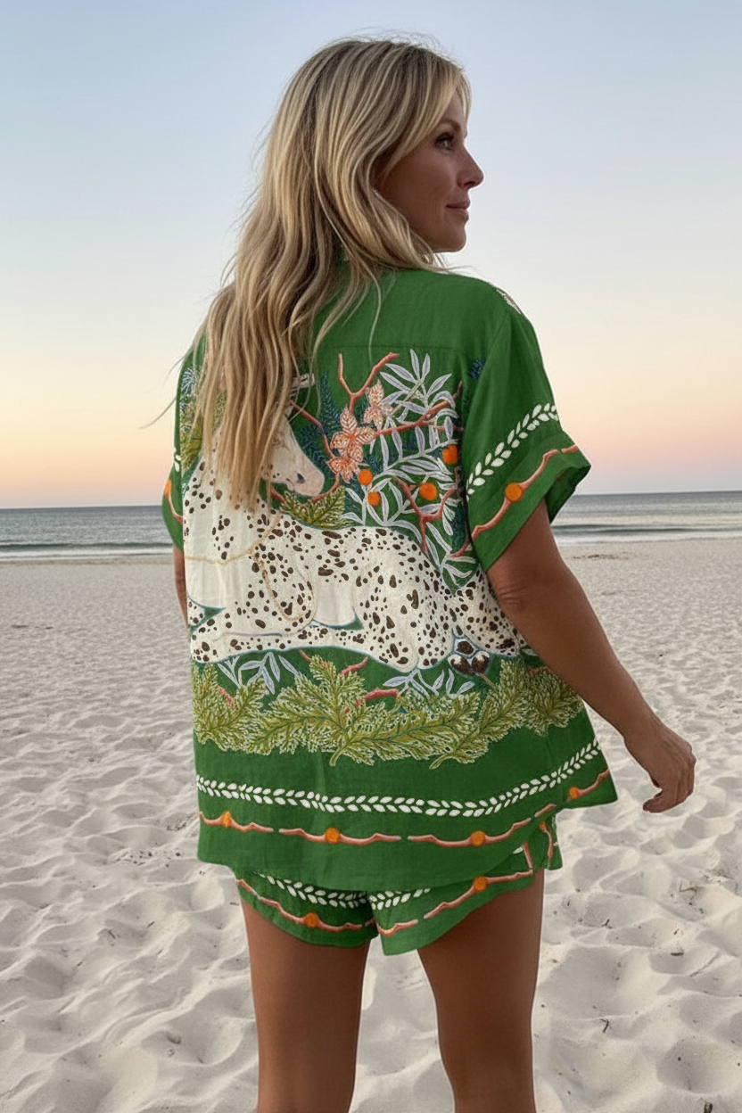 Céphira – Short Summer Suit with Horse Print