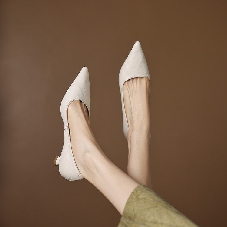 Elisoria™ Low-Heel Pointed Toe Pumps