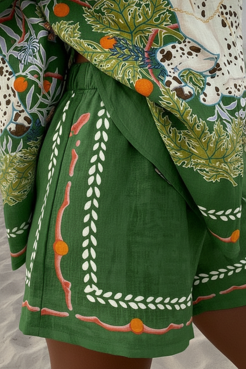 Céphira – Short Summer Suit with Horse Print